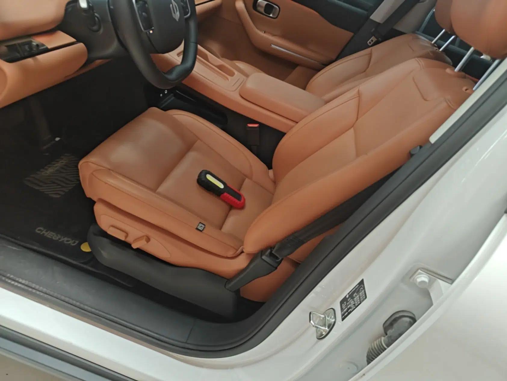 Leapmotor C10 2024 530 Smart Edition — миниатюра 17