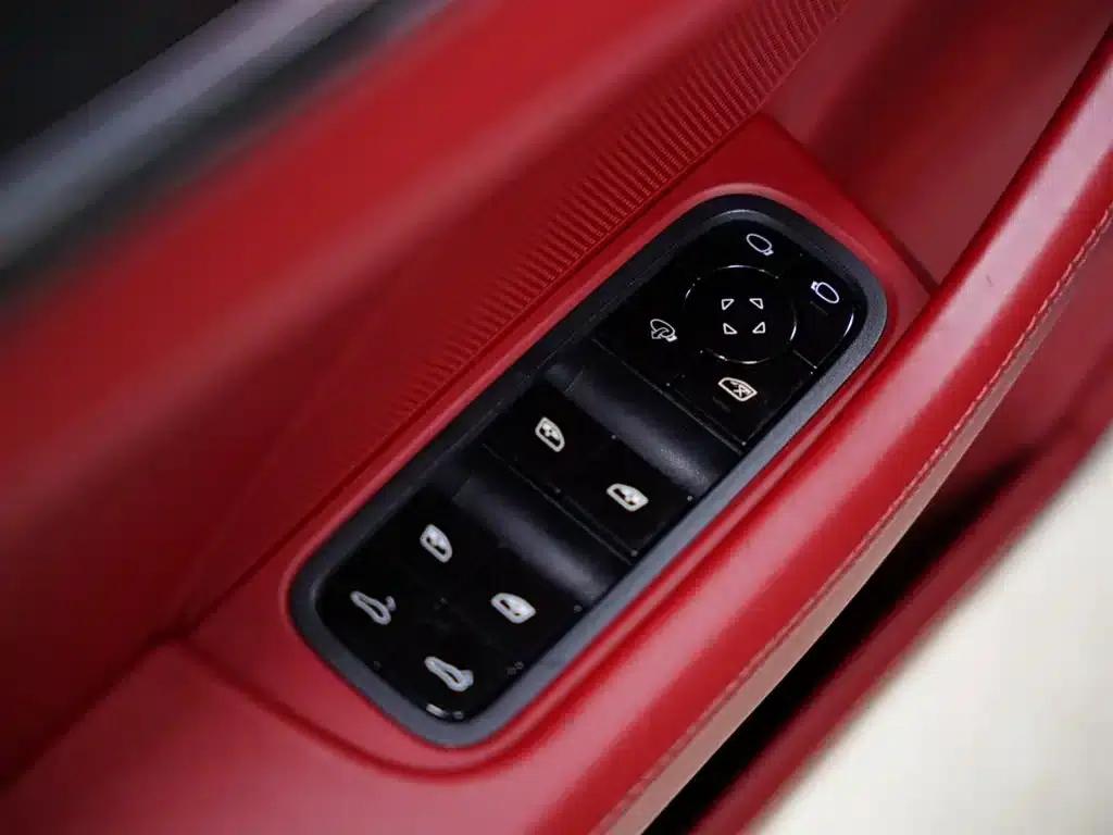Panamera 2017 Panamera Turbo 4.0T — миниатюра 31