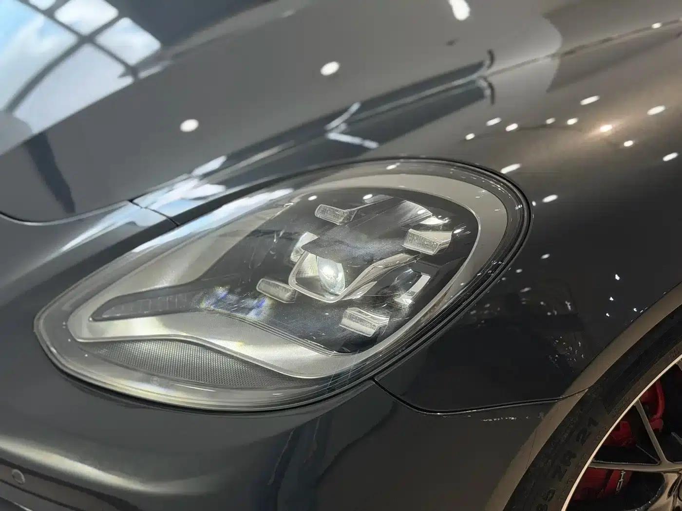 2023 Panamera Executive Long Wheelbase Platinum Edition 2.9T — миниатюра 20
