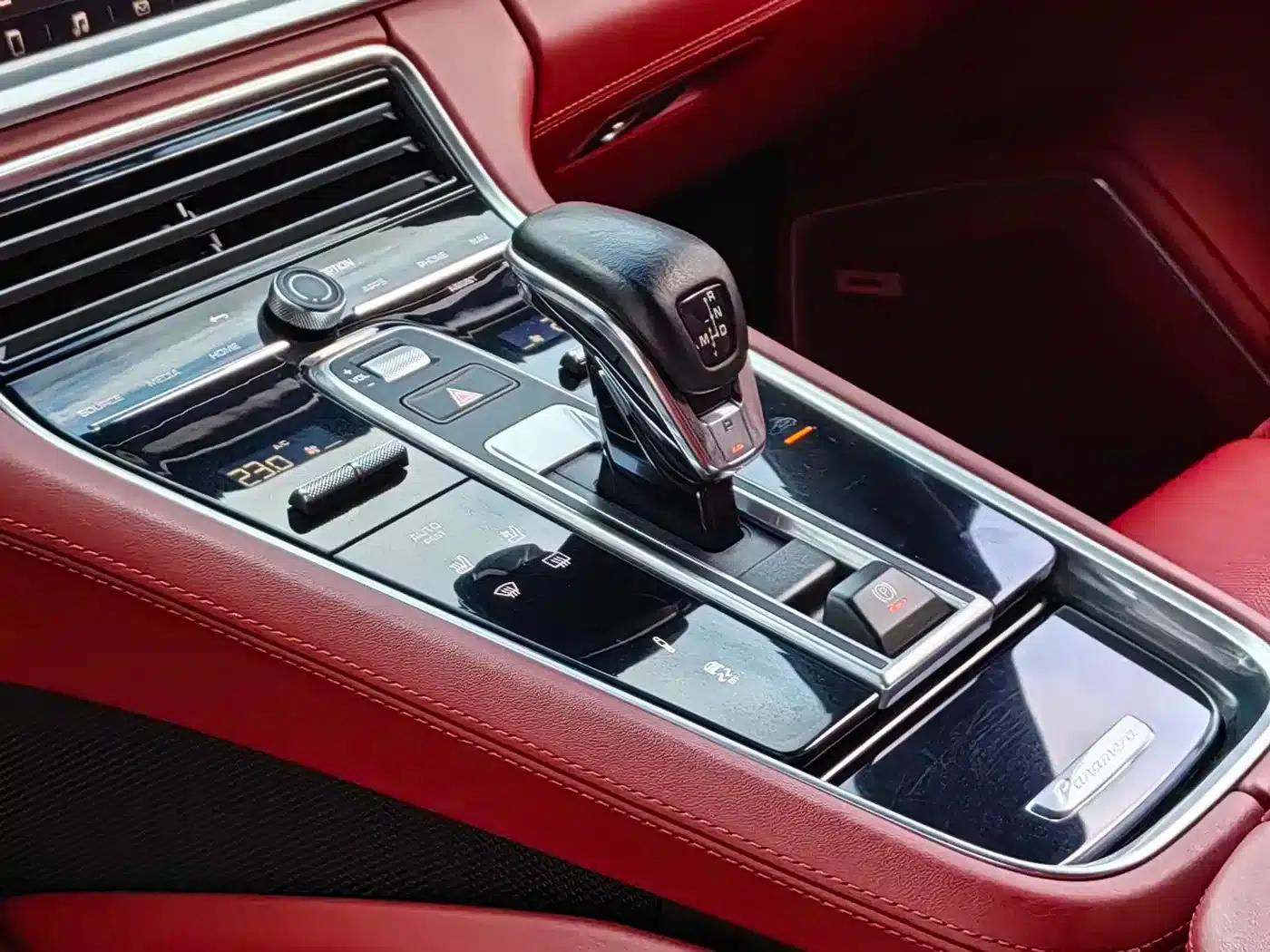 2022 Panamera Executive Long Wheelbase Platinum Edition 2.9T — миниатюра 21