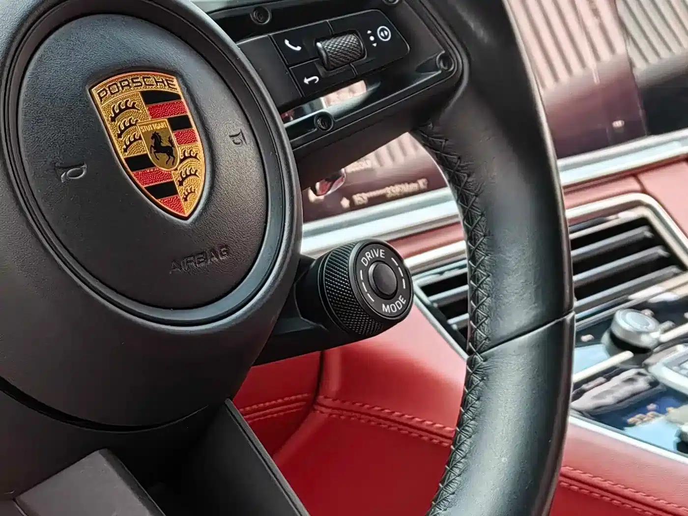 2022 Panamera Executive Long Wheelbase Platinum Edition 2.9T — миниатюра 22