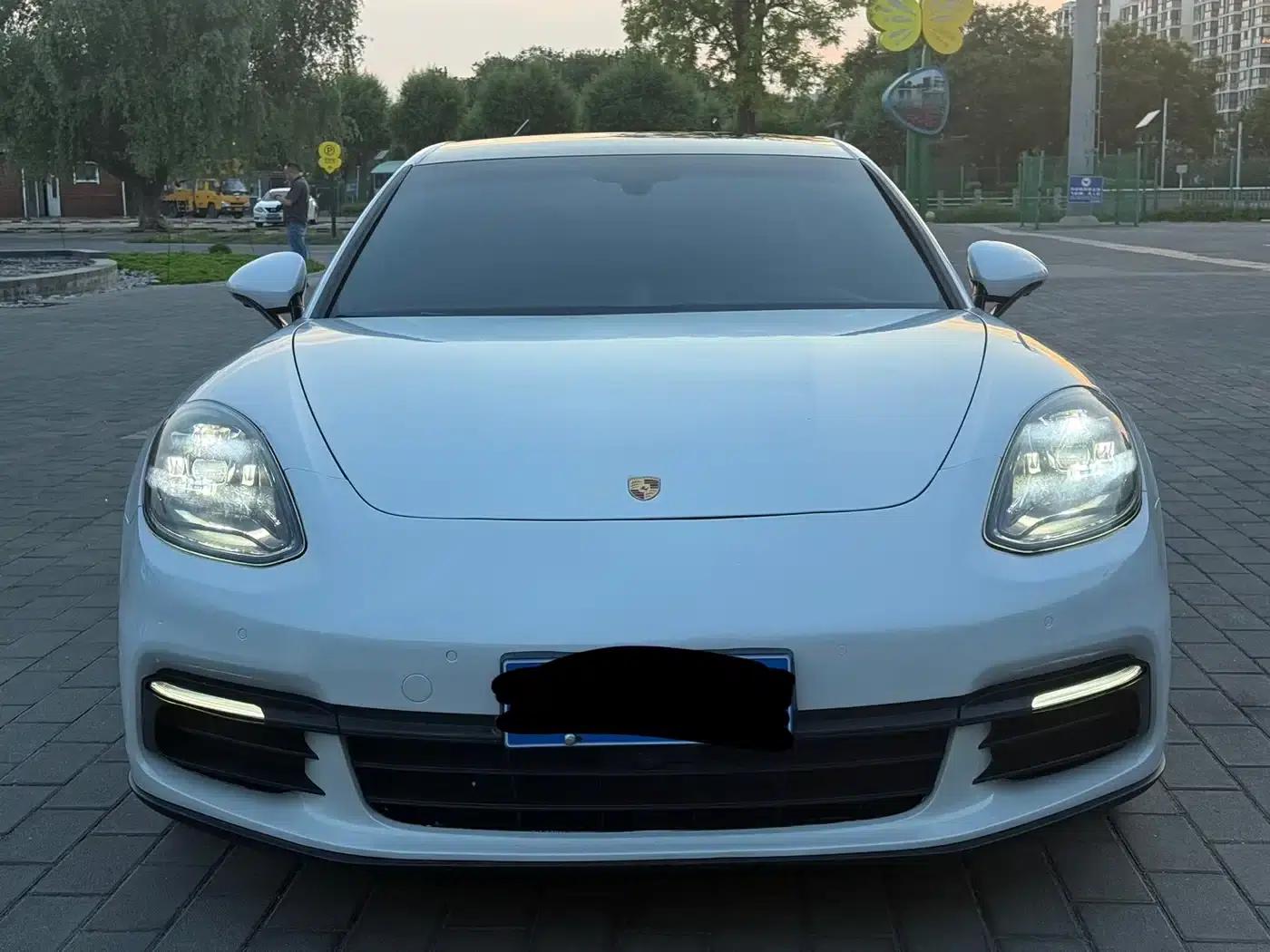 2017 Panamera 3.0T — миниатюра 2