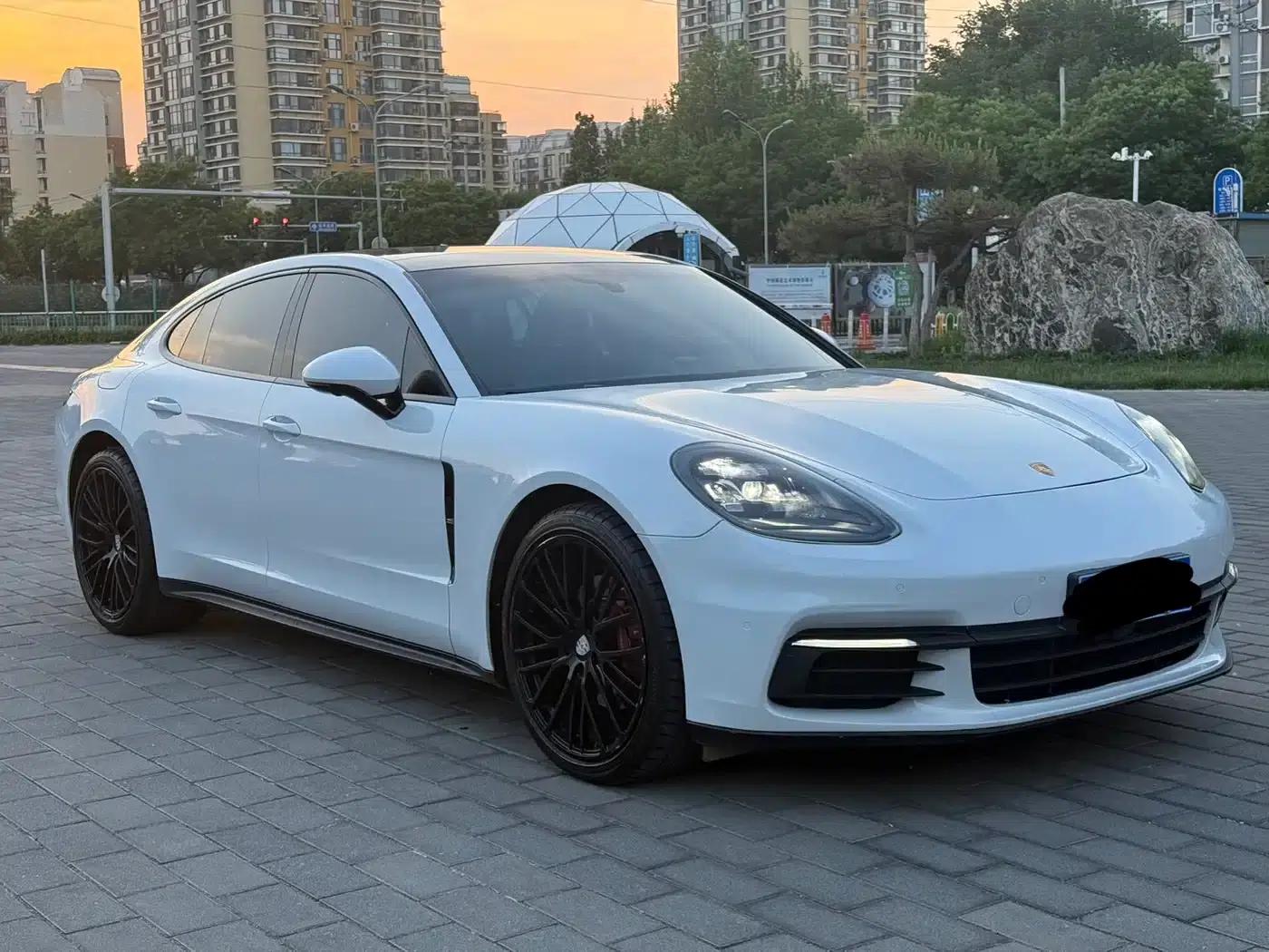 2017 Panamera 3.0T — миниатюра 3