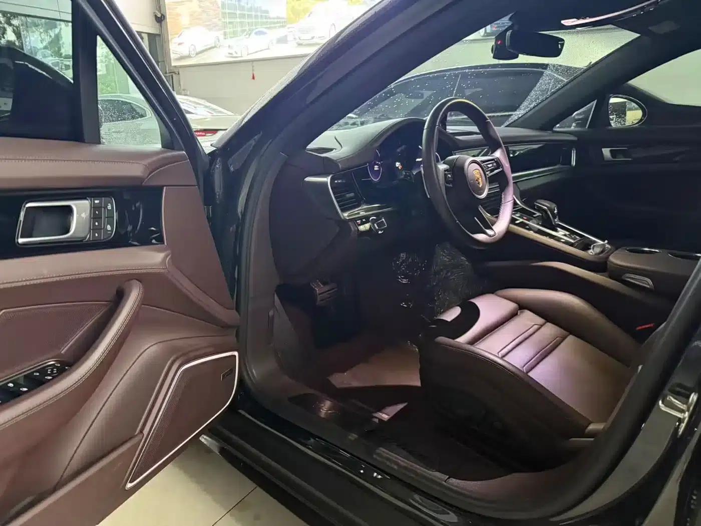 2023 Panamera 2.9T Platinum Edition — миниатюра 5