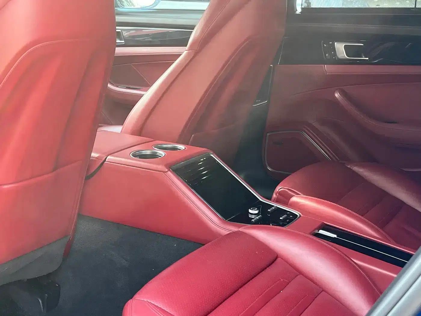 2017 Panamera Executive Long Wheelbase 3.0T — миниатюра 4