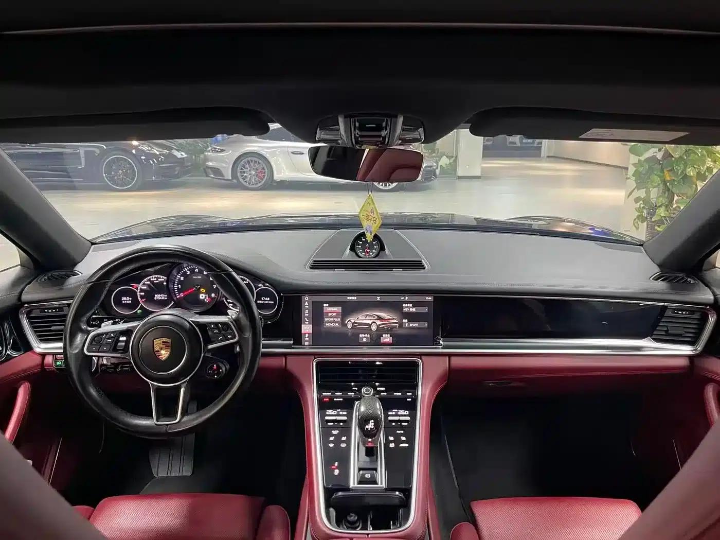2017 Panamera 4 Executive Long Wheelbase 3.0T — миниатюра 6