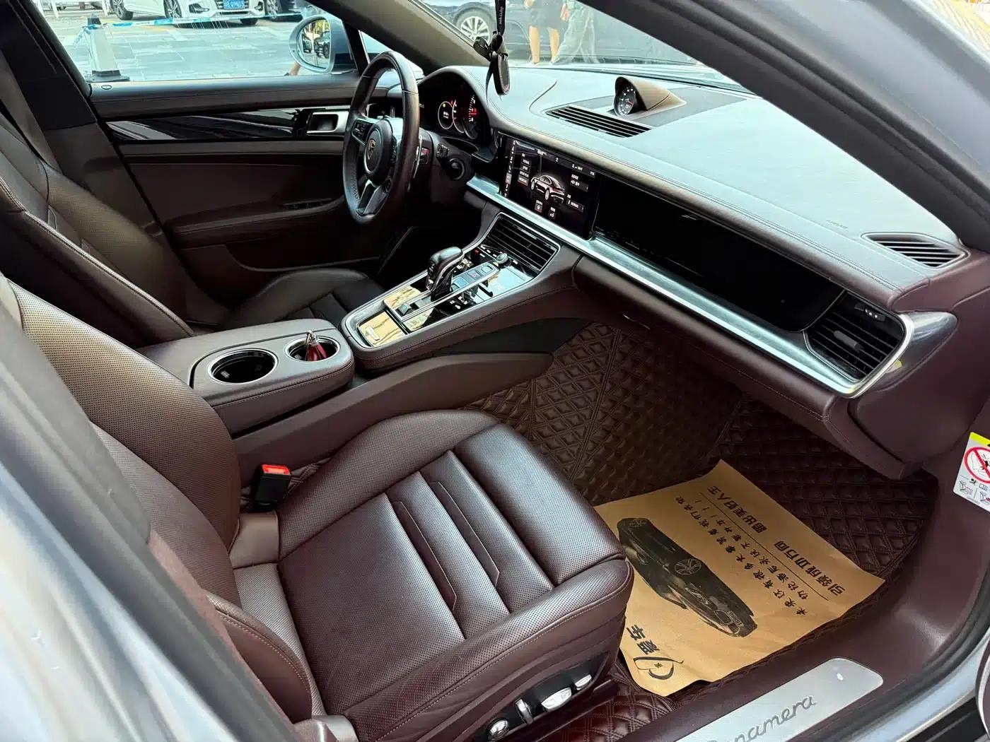 2017 Panamera Executive Long Wheelbase 3.0T — миниатюра 14