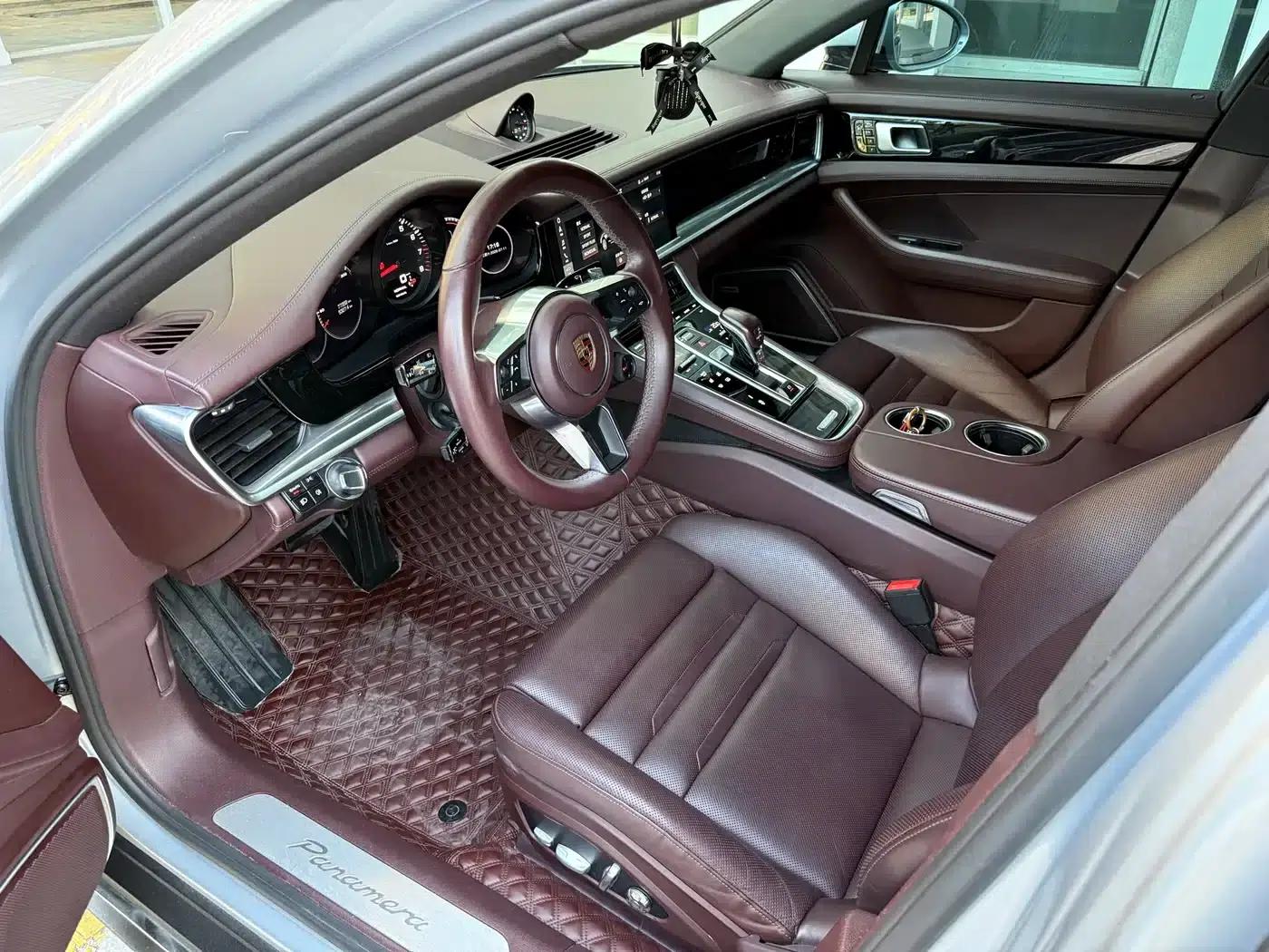 2017 Panamera Executive Long Wheelbase 3.0T — миниатюра 7