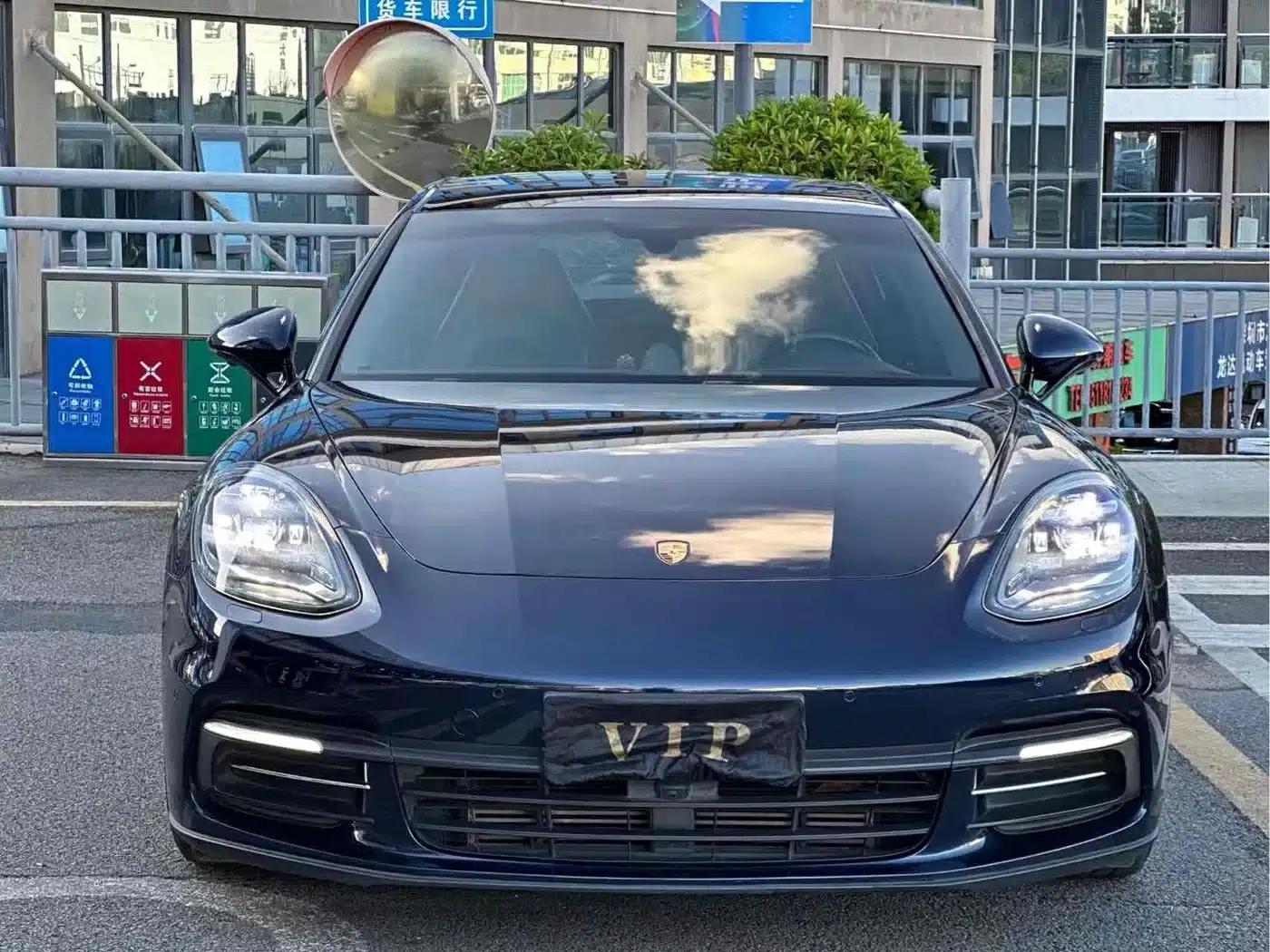 2017 Panamera 4 Executive Long Wheelbase 3.0T — миниатюра 2