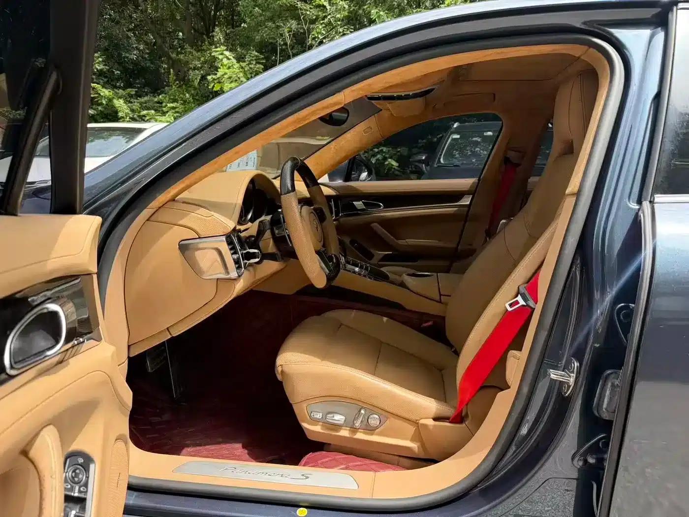 Panamera 2010 Panamera 4S 4.8L — миниатюра 7