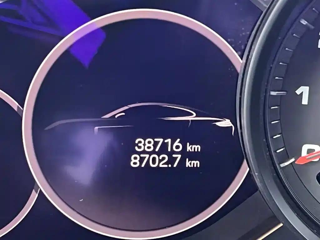 2023 Panamera 2.9T Platinum Edition — миниатюра 13