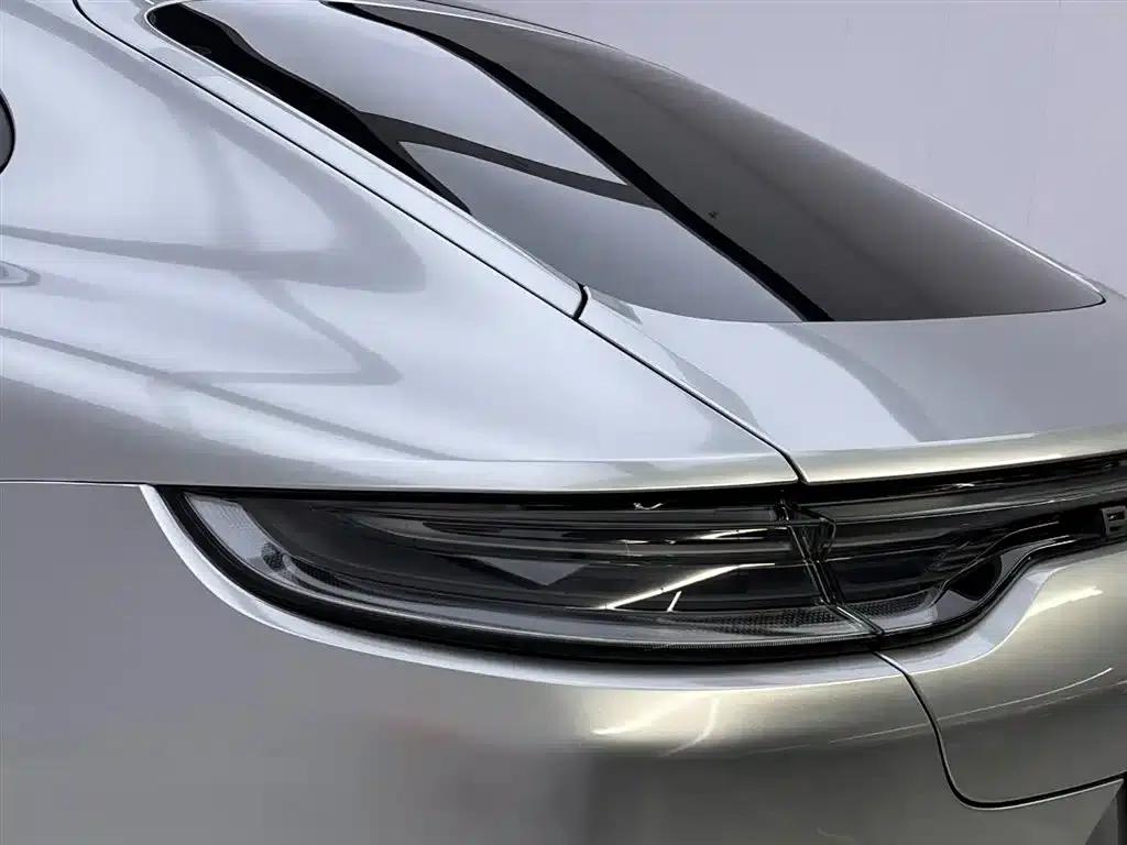 2023 Panamera 2.9T Platinum Edition — миниатюра 10