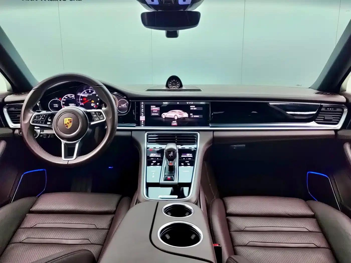 2017 Panamera 4 Executive Long Wheelbase 3.0T — миниатюра 14