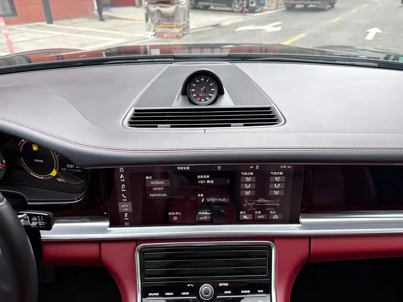 2017 Panamera 3.0T — миниатюра 11