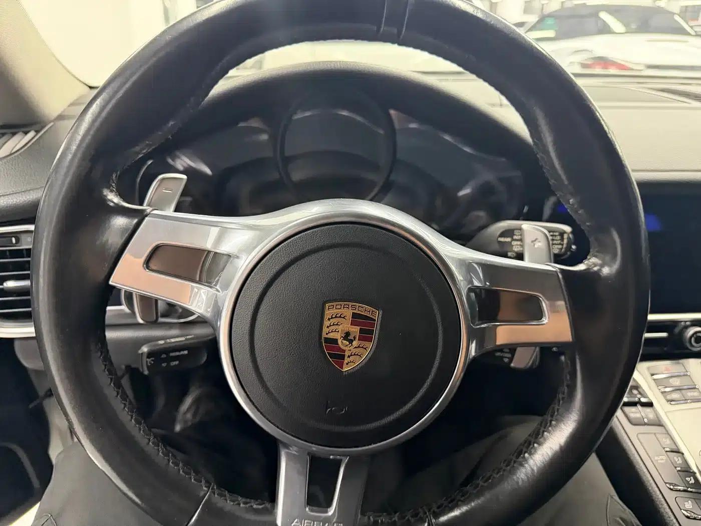Panamera 2016 Panamera Edition 3.0T — миниатюра 12