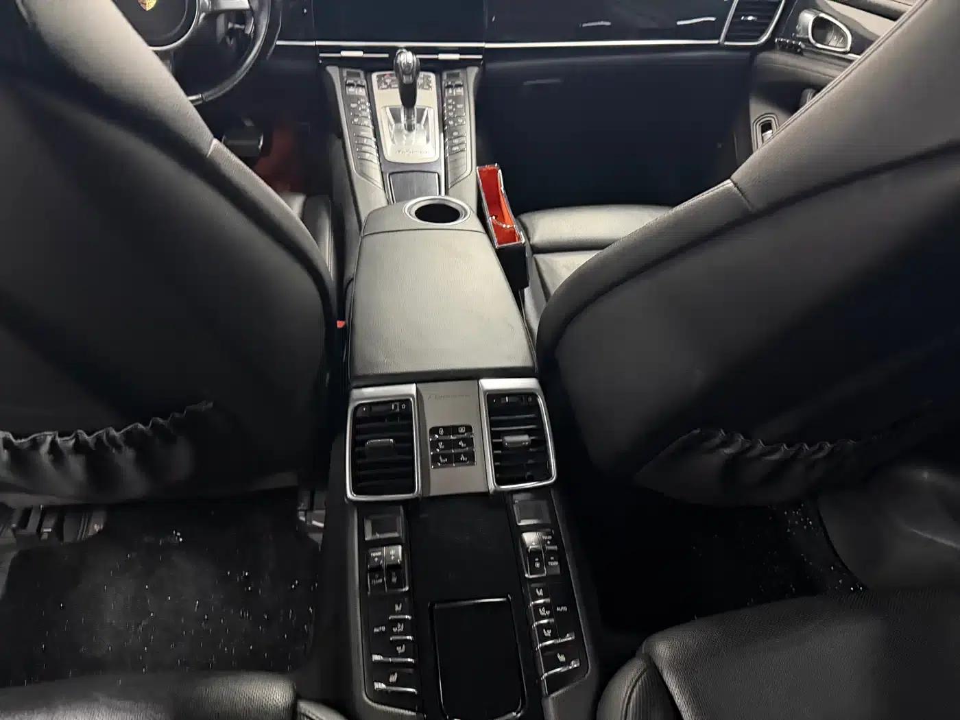 Panamera 2016 Panamera Edition 3.0T — миниатюра 15