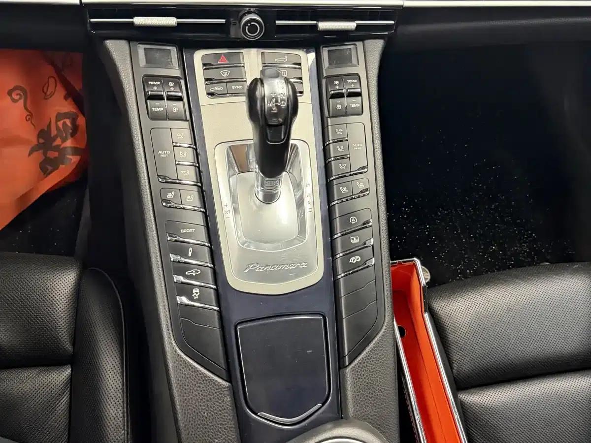 Panamera 2016 Panamera Edition 3.0T — миниатюра 8