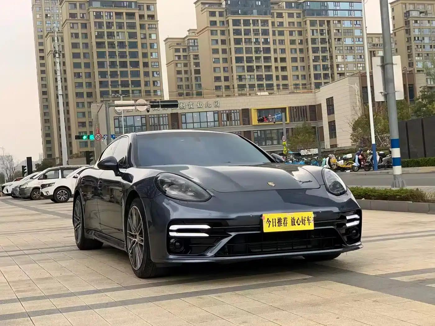 Panamera 2010 Panamera 4 3.6L — миниатюра 3