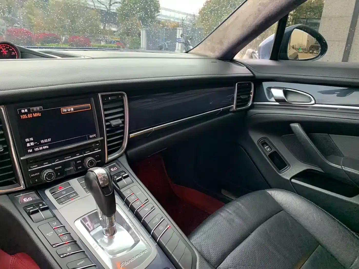 Panamera 2010 Panamera 4 3.6L — миниатюра 21
