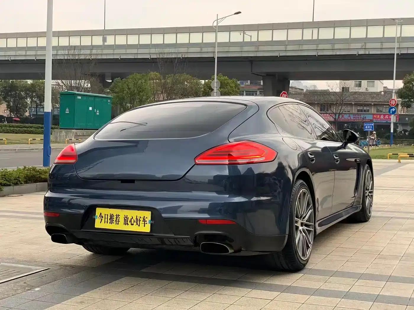 Panamera 2010 Panamera 4 3.6L — миниатюра 6