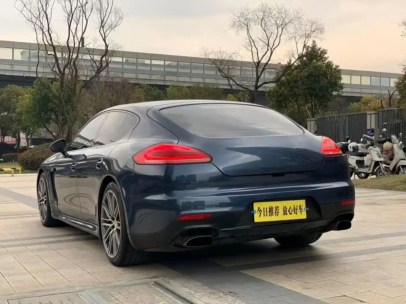 Panamera 2010 Panamera 4 3.6L — миниатюра 8