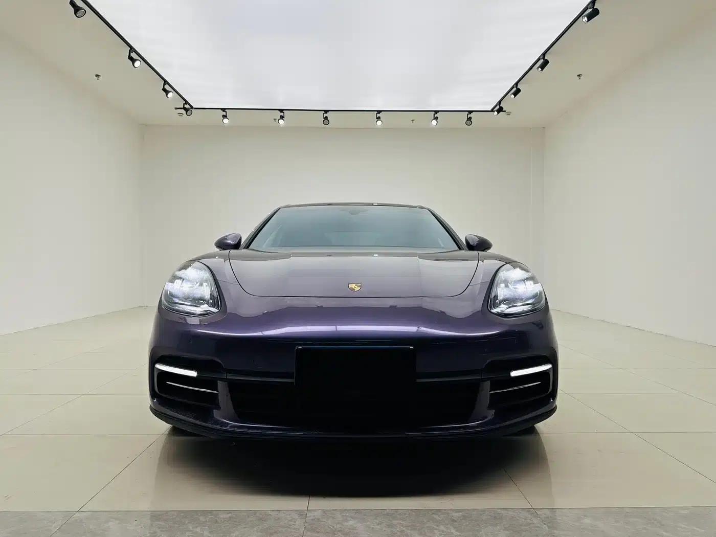 2017 Panamera Executive Long Wheelbase 3.0T — миниатюра 2