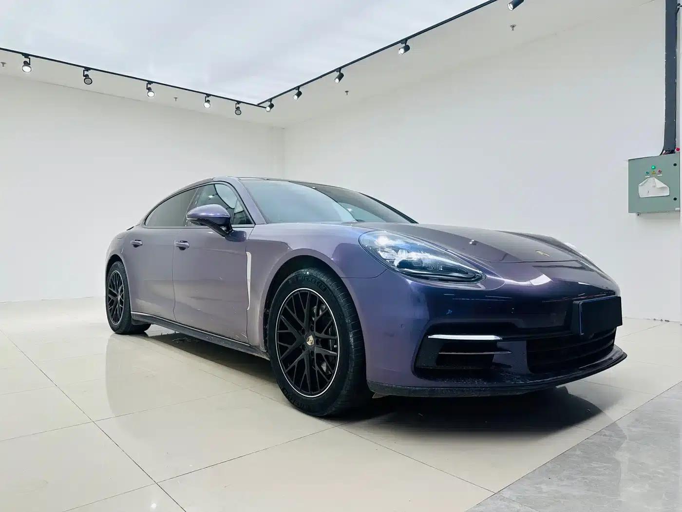2017 Panamera Executive Long Wheelbase 3.0T — миниатюра 3