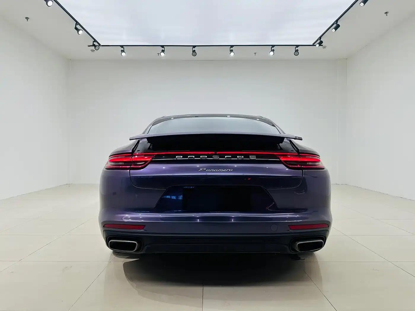 2017 Panamera Executive Long Wheelbase 3.0T — миниатюра 5
