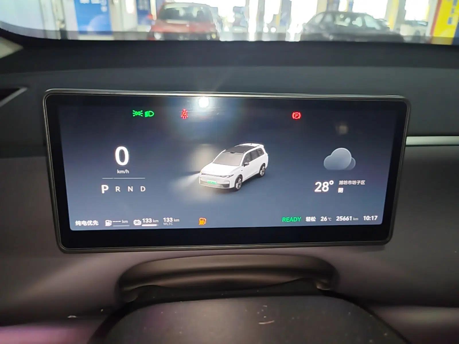 Leapmotor C16 2024 Range-Extended 200 LiDAR Edition — миниатюра 14
