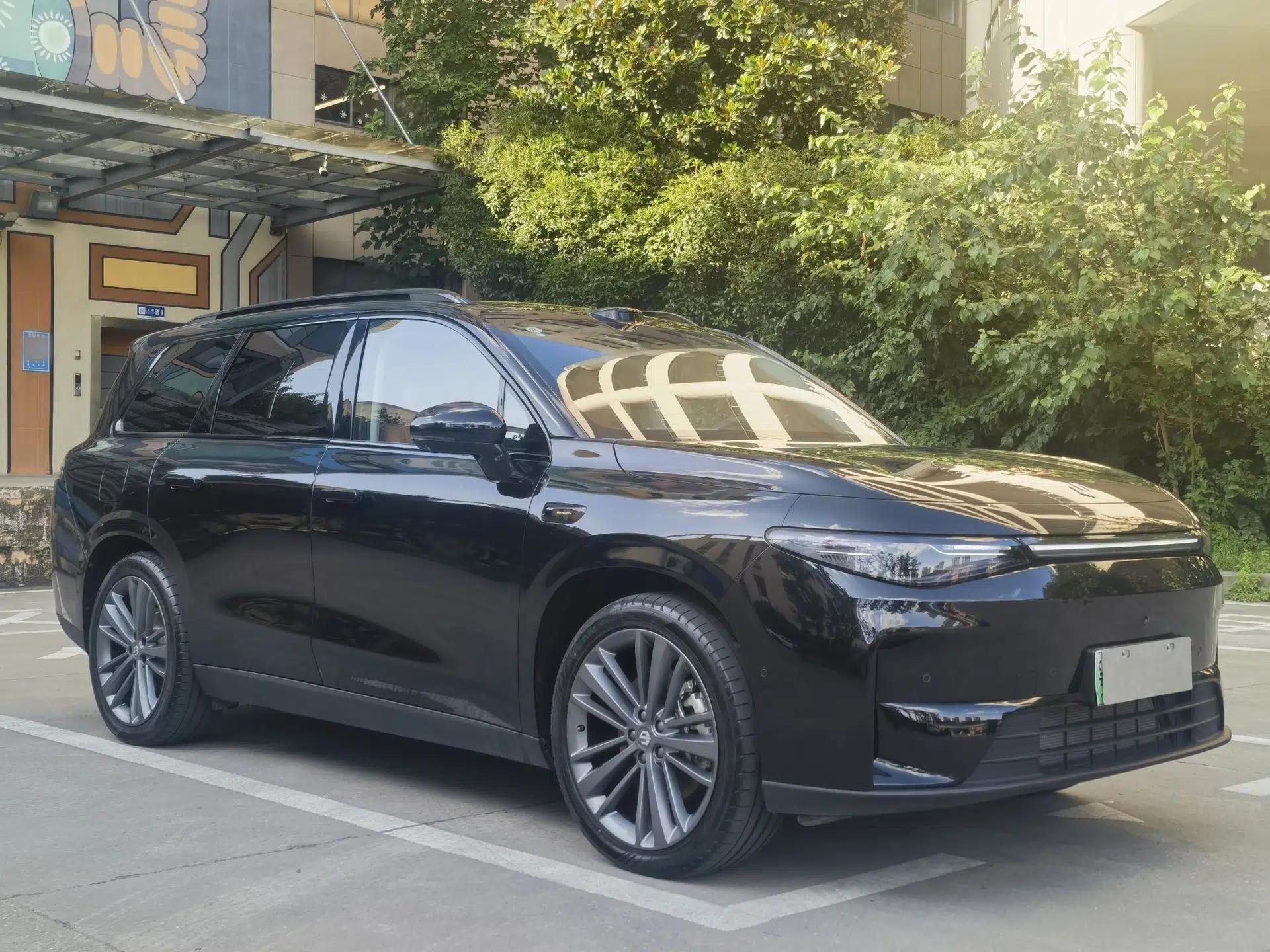 Leapmotor C16 2026 Extended-Range 280 LiDAR Zhizun Edition 6 Seats — миниатюра 13