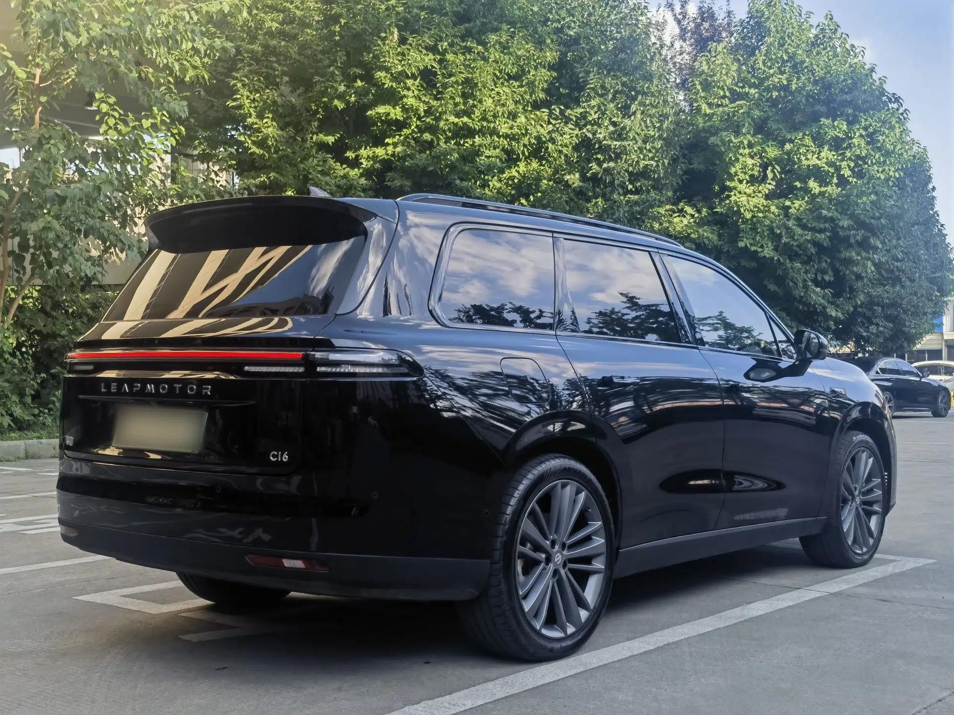 Leapmotor C16 2026 Extended-Range 280 LiDAR Zhizun Edition 6 Seats — миниатюра 14