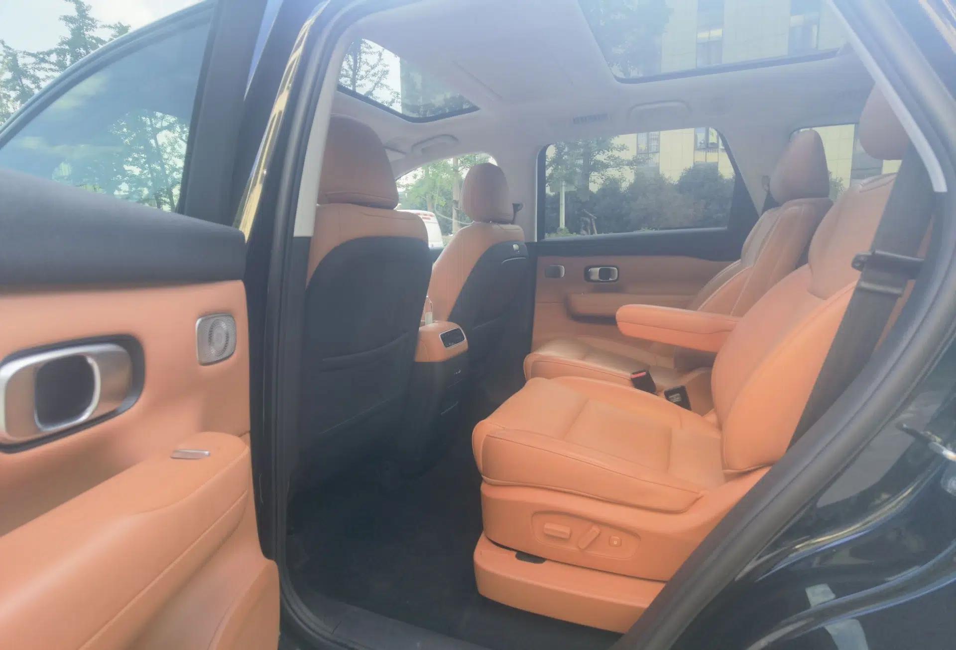 Leapmotor C16 2026 Extended-Range 280 LiDAR Zhizun Edition 6 Seats — миниатюра 29