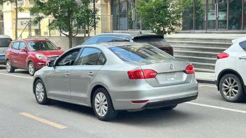 2014 Volkswagen Sagitar 1.6L Manual Comfort Edition — миниатюра 5