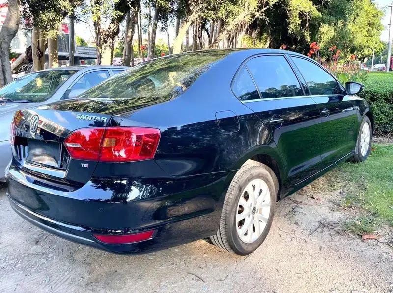 2012 Volkswagen Sagitar 1.4TSI Automatic Luxury — миниатюра 6