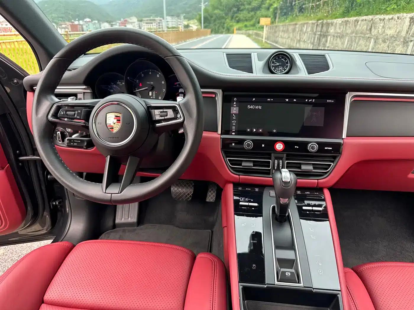 2024 Macan 2.0T — миниатюра 11