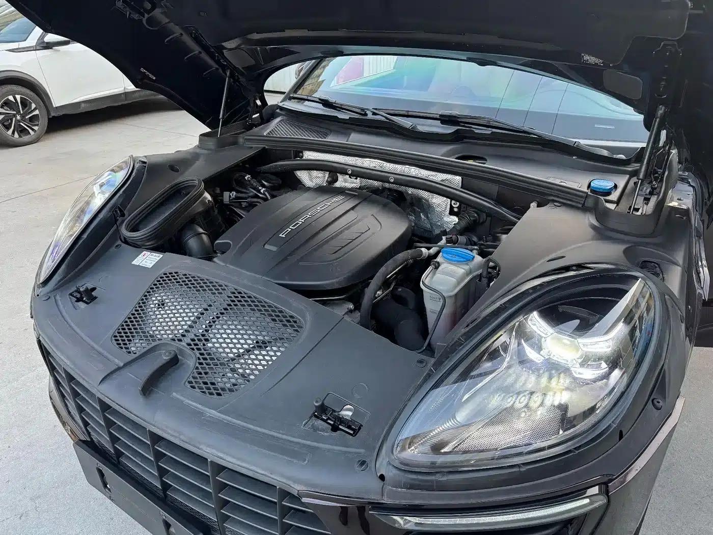 2017 Macan 2.0T — миниатюра 16