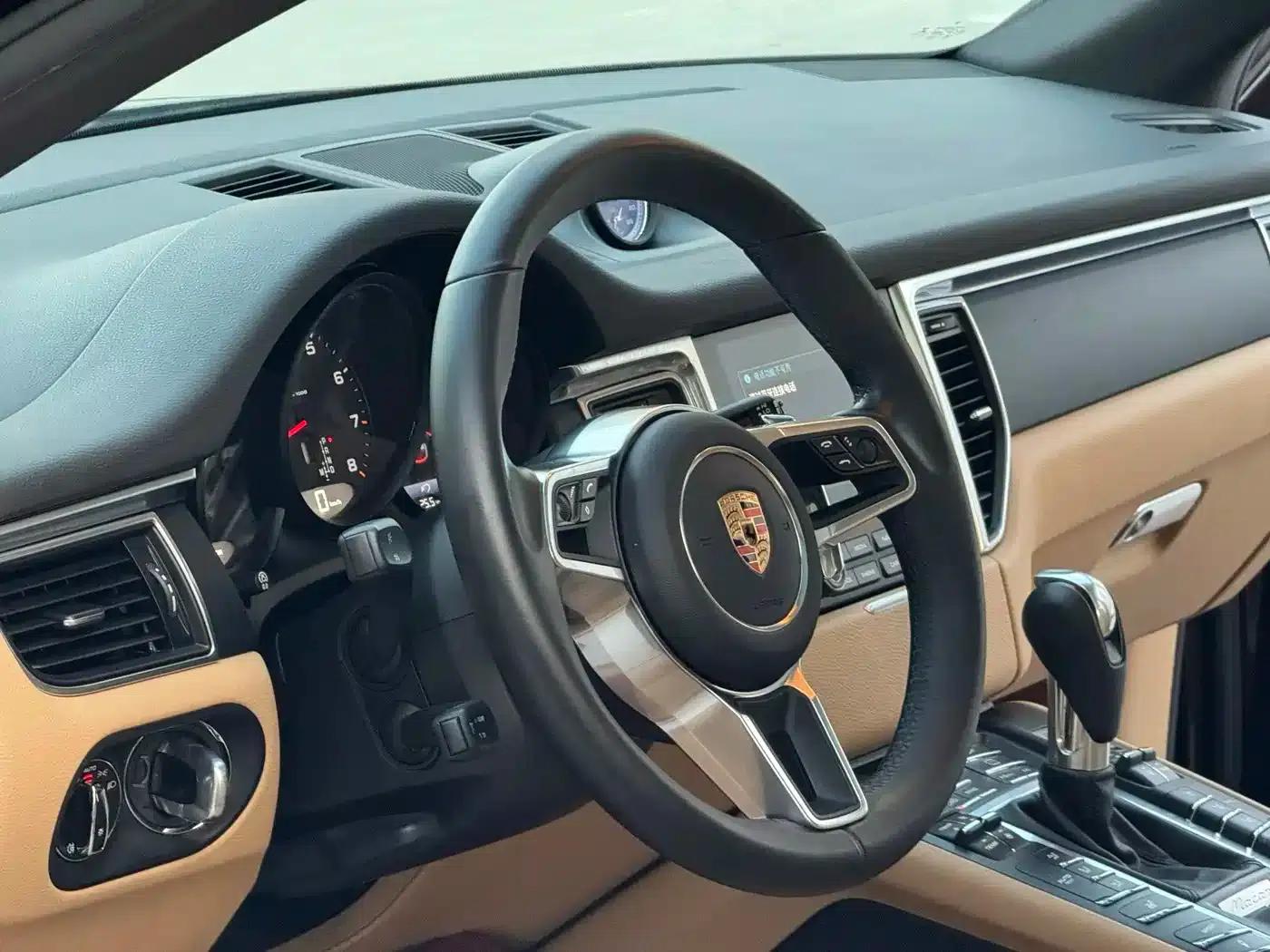 2017 Macan 2.0T — миниатюра 9