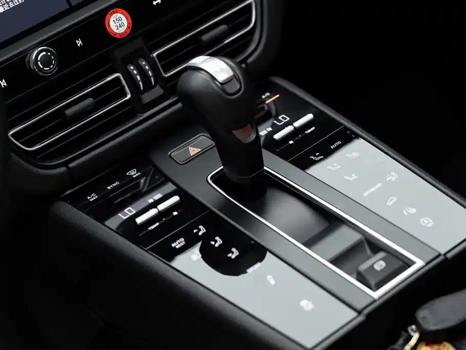 2024 Macan 2.0T — миниатюра 13