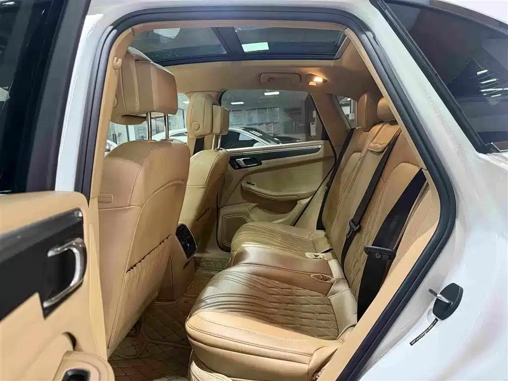 2016 Macan 2.0T — миниатюра 6