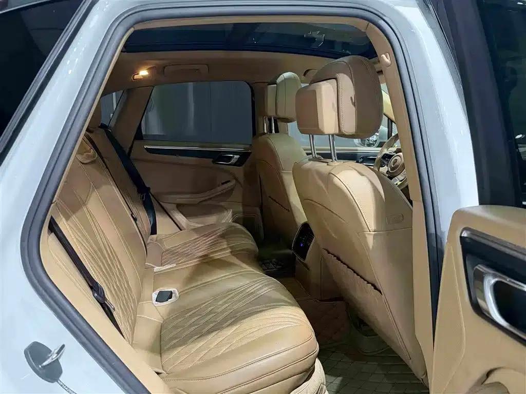 2016 Macan 2.0T — миниатюра 8