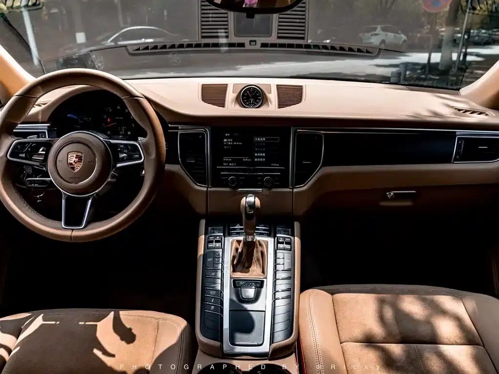 2014 Macan 2.0T — миниатюра 3