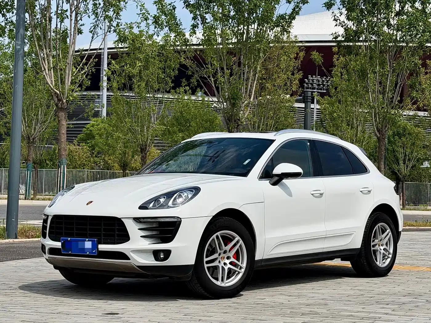2017 Macan 2.0T — миниатюра 1