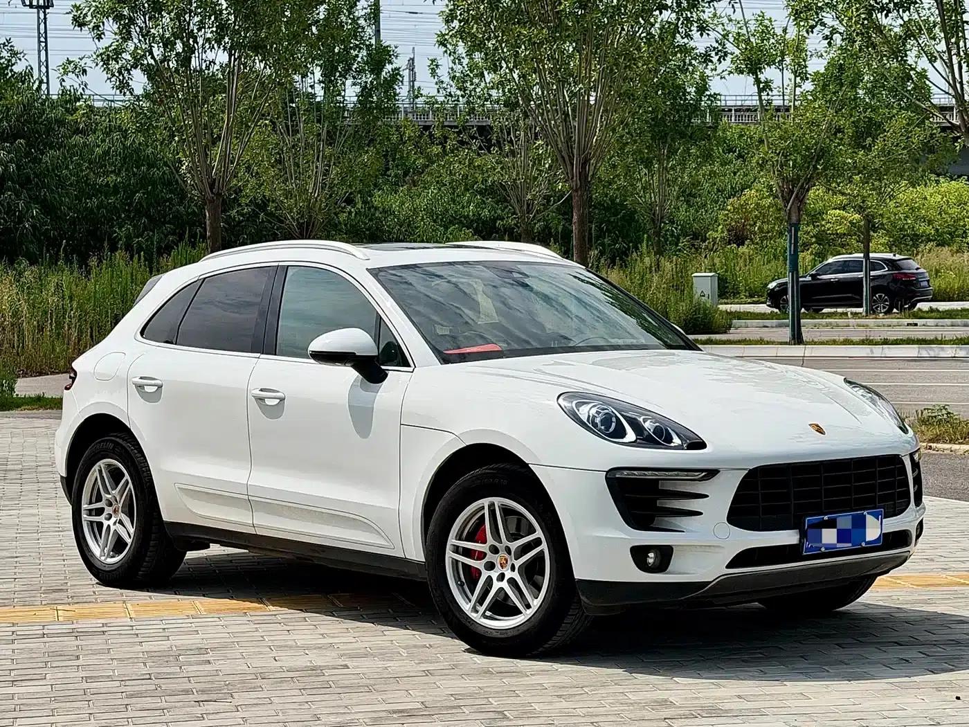 2017 Macan 2.0T — миниатюра 2