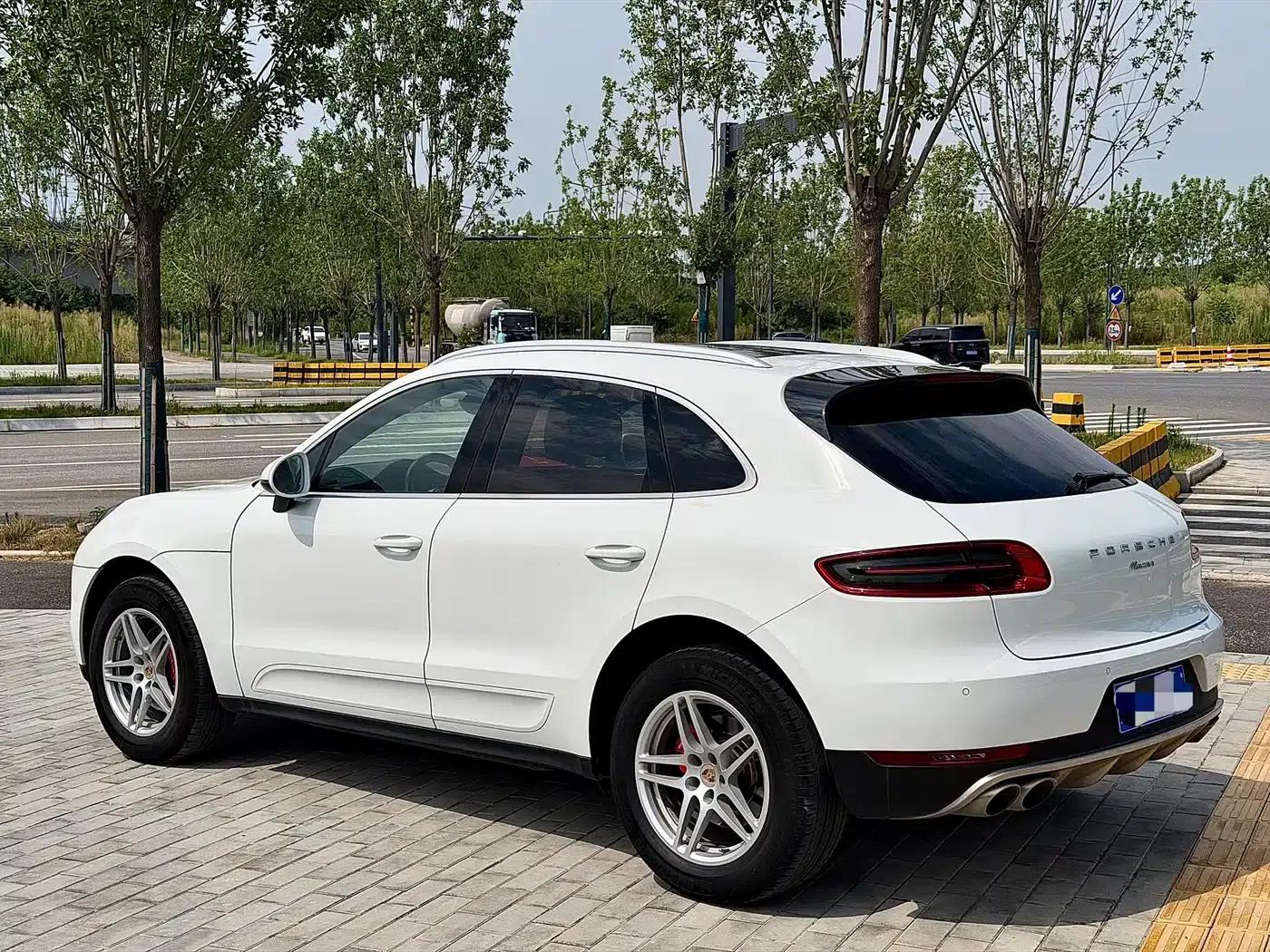 2017 Macan 2.0T — миниатюра 6