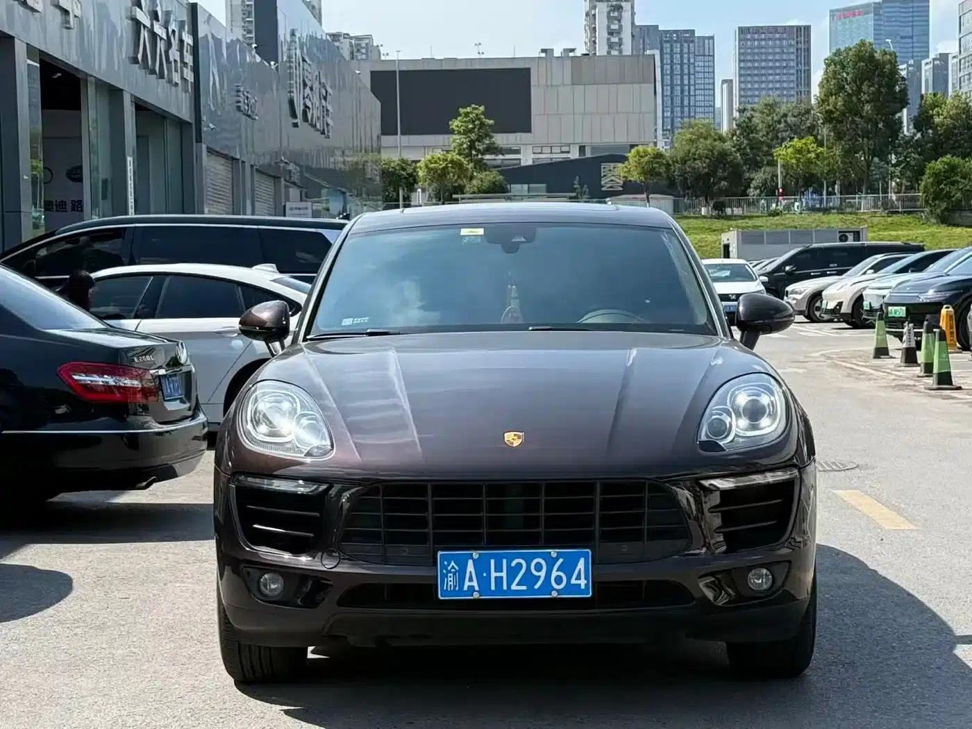 2018 Macan 2.0T — миниатюра 2