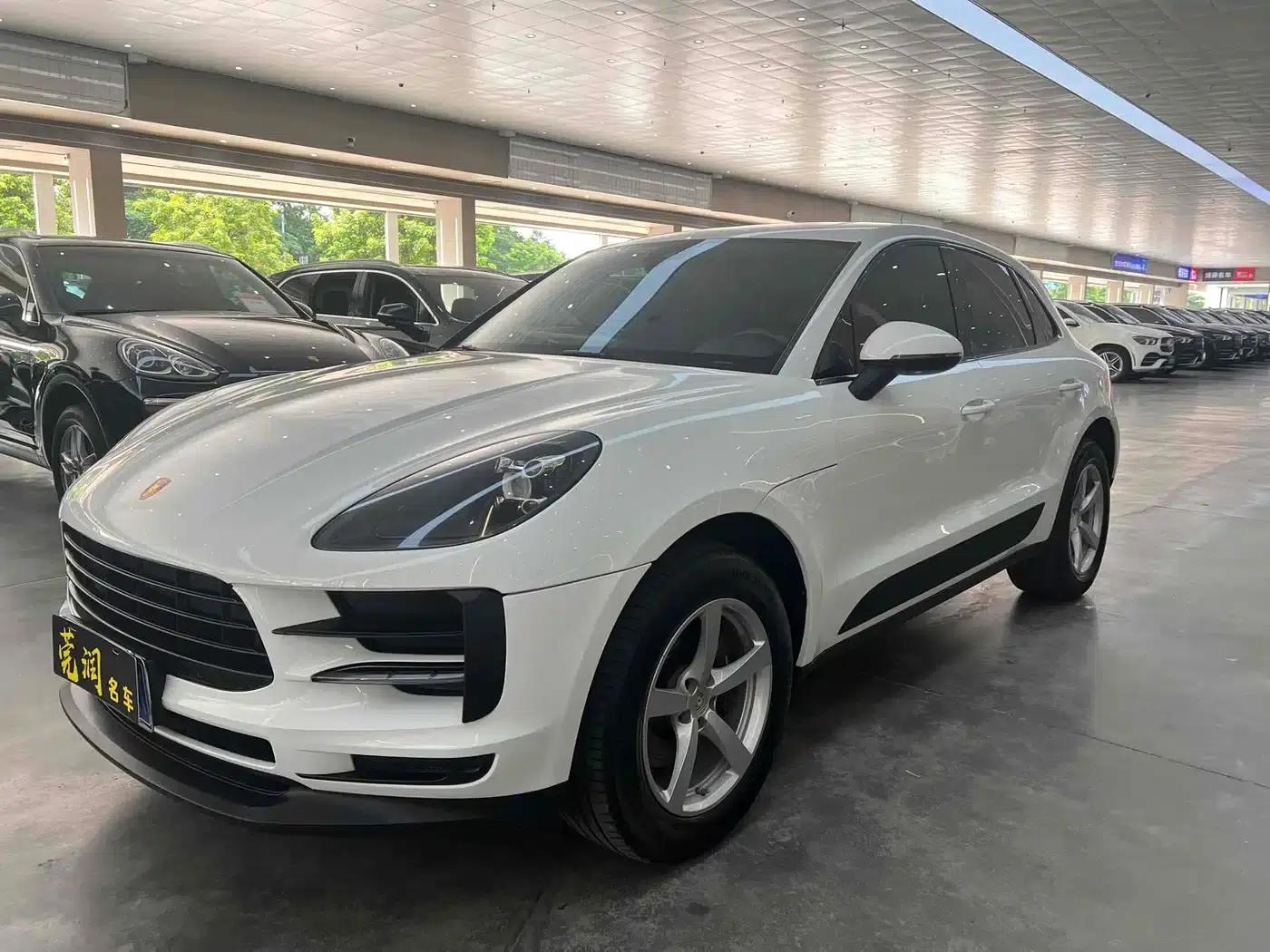 2018 Macan 2.0T — миниатюра 1