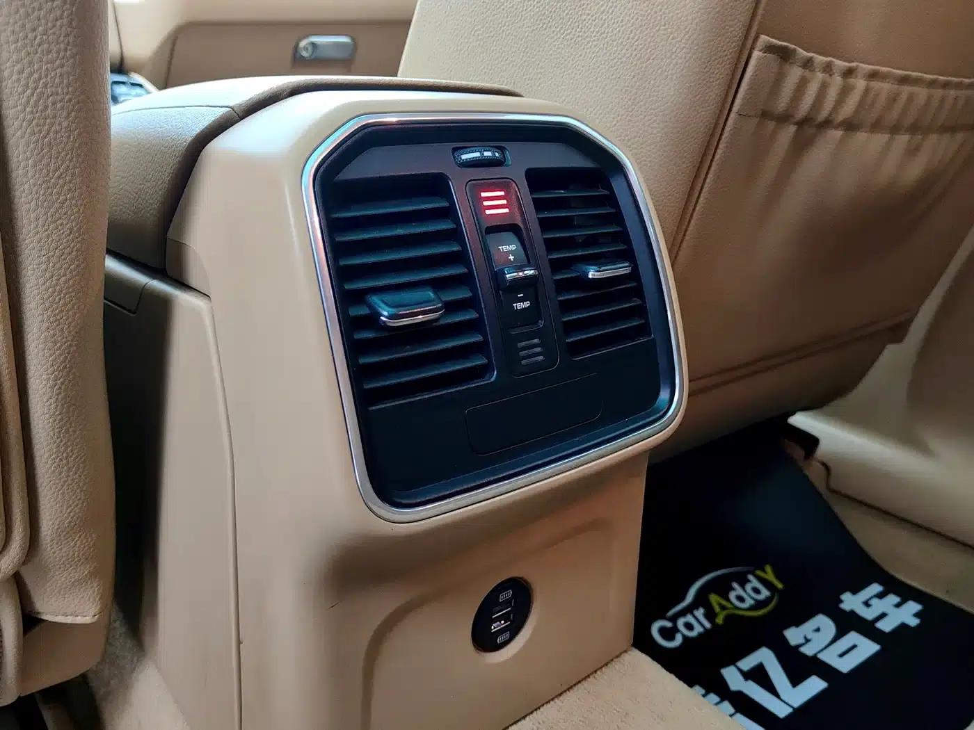 2017 Macan 2.0T — миниатюра 22