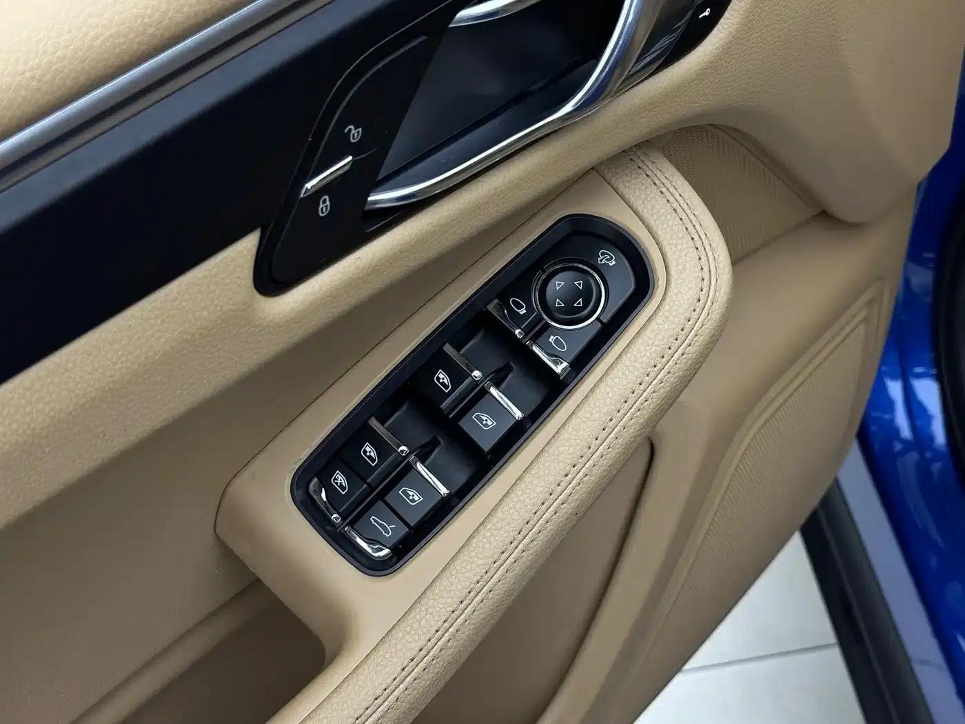 2017 Macan 2.0T — миниатюра 24