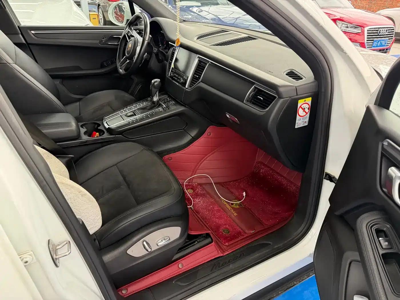 2017 Macan 2.0T — миниатюра 12