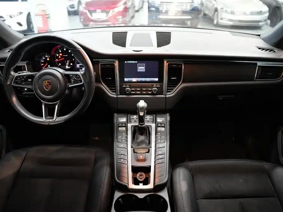 2017 Macan 2.0T — миниатюра 17